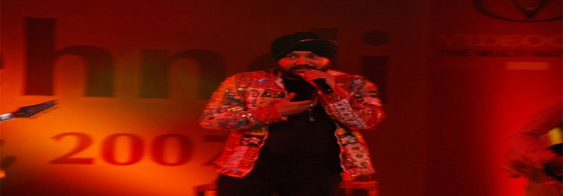 Shaan Punjab Di, Sadda Daler Mehndi